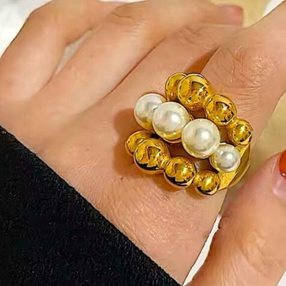 EMBERRA - GOLD 18K Gold Non-Tarnish Statement Ring Size 7 - Picture 2 of 5